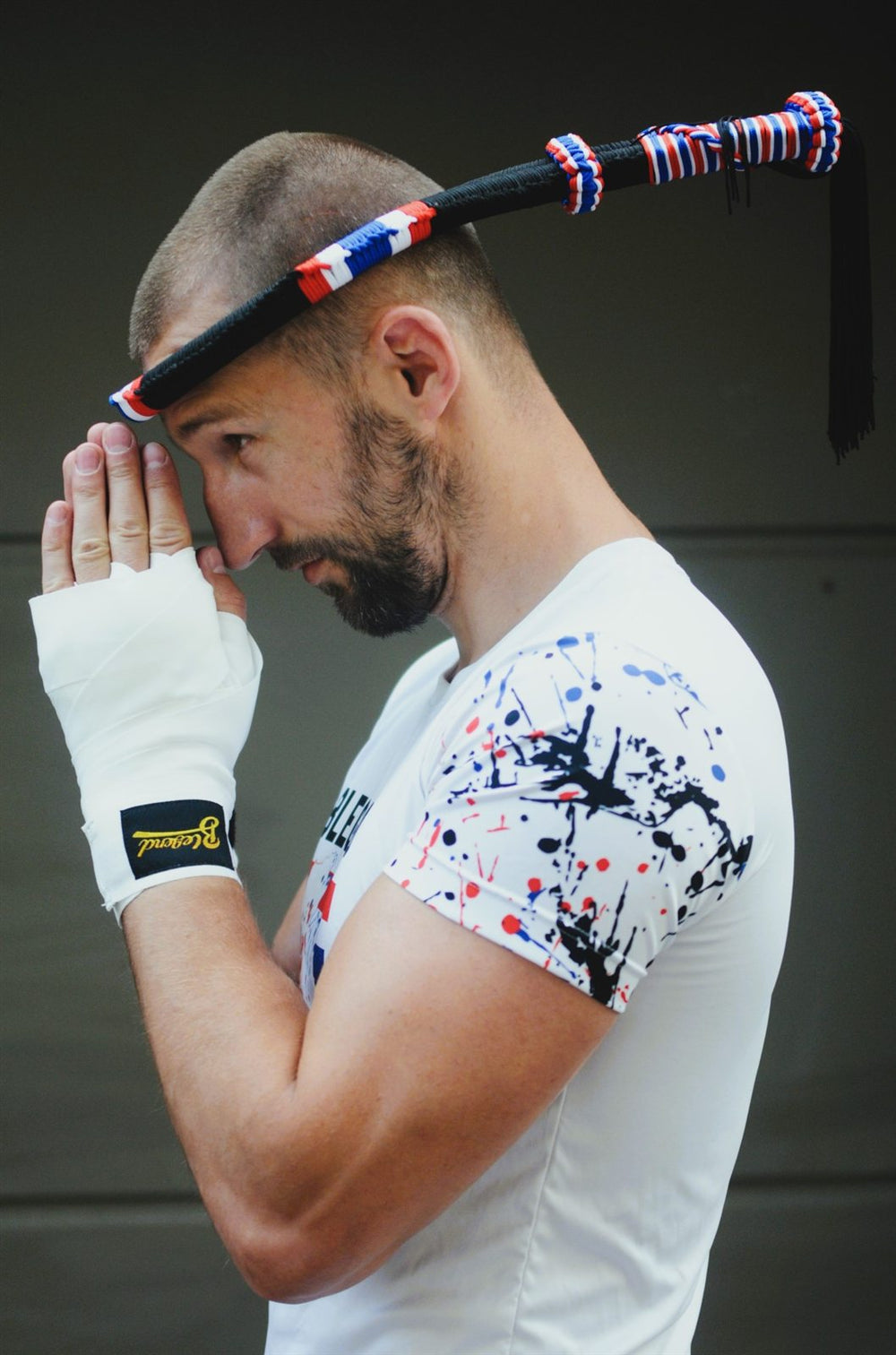 Wai kru with mongkon and Blegend hand wraps
